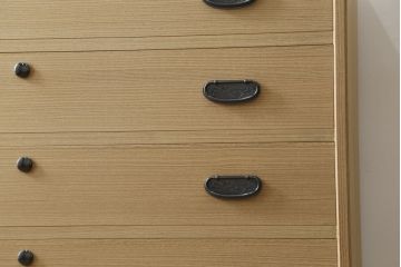 中古　美品　指物士 村山三男　品のある佇まいが魅力的な加茂総桐箪笥(並厚、チェスト、総桐たんす、小袖箪笥、和タンス、衣装箪笥、収納箪笥、整理箪笥、引き出し6杯)(R-074040)