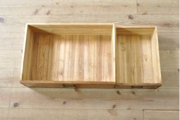 和製ビンテージ　高級品!!　指物工芸家具　前面タモ材　天板側面キハダ材　趣のある佇まいが魅力的な引き出し五杯の小引き出し(チェスト、和タンス、収納箪笥、整理箪笥、小物収納、卓上収納、ヴィンテージ)(R-074041)