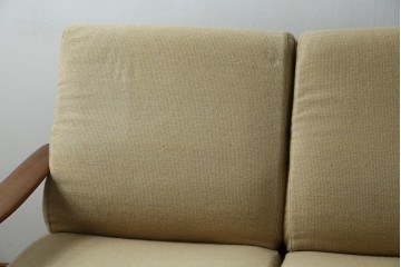 デンマークビンテージ　レア!!　komfort　チーク材　ナチュラルテイストのお部屋におすすめの3人掛けソファ　(R-074046)