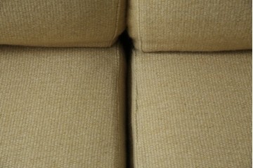 デンマークビンテージ　レア!!　komfort　チーク材　ナチュラルテイストのお部屋におすすめの3人掛けソファ　(R-074046)