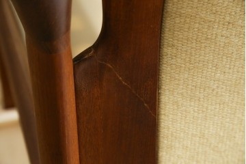 デンマークビンテージ　レア!!　komfort　チーク材　ナチュラルテイストのお部屋におすすめの3人掛けソファ　(R-074046)