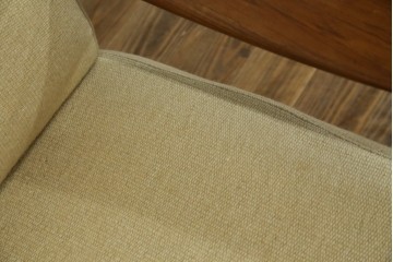 デンマークビンテージ　レア!!　komfort　チーク材　ナチュラルテイストのお部屋におすすめの3人掛けソファ　(R-074046)