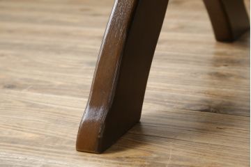 中古　希少な廃盤品　カリモク家具(karimoku)　ルスティック(RUSTIC)　柔らかな曲線が優しい雰囲気を醸し出すダイニングテーブル(食卓、4人掛け)(R-074055)