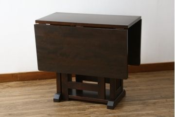 中古　北海道民芸家具　#430　落ち着いた色味が魅力的なバタフライテーブル(エクステンションテーブル、ダイニングテーブル、食卓、2人掛け、4人掛け)(R-074057)