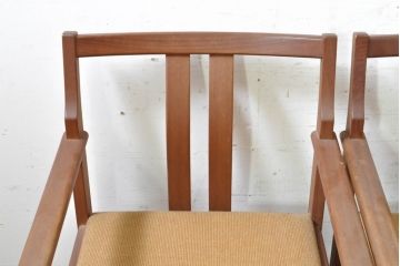 和製ビンテージ　チーク材　シンプルで洗練されたデザインが魅力的なダイニングチェア4脚セット(アームチェア、椅子、イス、ヴィンテージ)(R-074065)