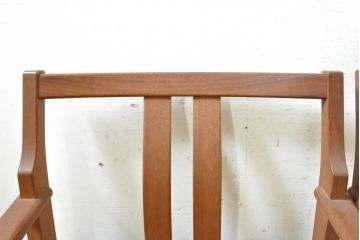 和製ビンテージ　チーク材　シンプルで洗練されたデザインが魅力的なダイニングチェア4脚セット(アームチェア、椅子、イス、ヴィンテージ)(R-074065)