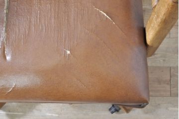 和製ビンテージ　落ち着いた雰囲気が素敵なデスクチェア(回転チェア、回転椅子、イス、ドクターチェア、オフィスチェア、アームチェア、ヴィンテージ)(R-074068)
