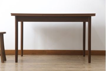 和製ビンテージ　チーク材　シンプルなデザインで取り入れやすいエクステンションテーブル(ダイニングテーブル、4人掛け、6人掛け、ヴィンテージ)(R-074069)