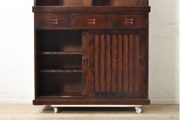中古　民芸家具　和光　NEW北樹　水屋115K　上質な和の空間を演出する二段重ね水屋箪笥(食器棚、茶箪笥、重ねタンス、キャビネット、収納棚、戸棚、店舗什器)(R-074071)