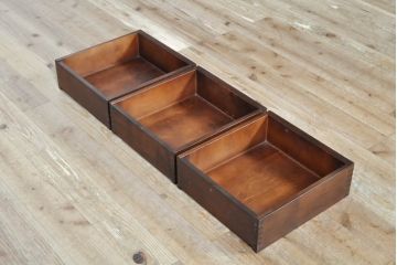 中古　民芸家具　和光　NEW北樹　水屋115K　上質な和の空間を演出する二段重ね水屋箪笥(食器棚、茶箪笥、重ねタンス、キャビネット、収納棚、戸棚、店舗什器)(R-074071)