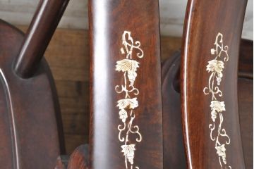 和製ビンテージ　螺鈿(ラデン)細工　象嵌入り　凝ったデザインが目を惹くアームチェア2脚セット(ラウンジチェア、ダイニングチェア、板座チェア、椅子、イス、ヴィンテージ)(R-074072)