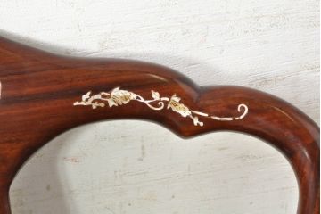 和製ビンテージ　螺鈿(ラデン)細工　象嵌入り　凝ったデザインが目を惹くアームチェア2脚セット(ラウンジチェア、ダイニングチェア、板座チェア、椅子、イス、ヴィンテージ)(R-074072)
