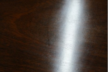 和製ヴィンテージ　螺鈿(ラデン)細工　象嵌入り　凝ったデザインが目を惹くアームチェア2脚セット　(R-074072)