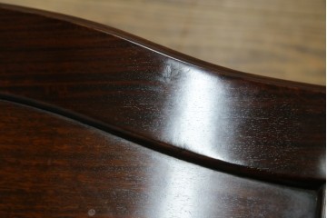 和製ヴィンテージ　螺鈿(ラデン)細工　象嵌入り　凝ったデザインが目を惹くアームチェア2脚セット　(R-074072)