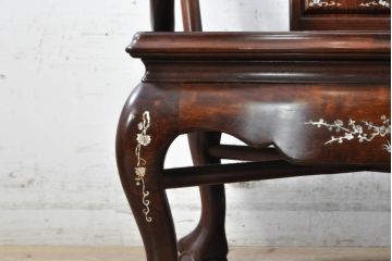 和製ビンテージ　螺鈿(ラデン)細工　象嵌入り　凝ったデザインが目を惹くアームチェア2脚セット(ラウンジチェア、ダイニングチェア、板座チェア、椅子、イス、ヴィンテージ)(R-074073)