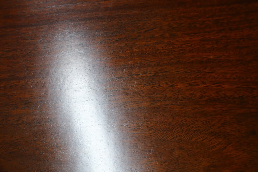 和製ヴィンテージ　螺鈿(ラデン)細工　象嵌入り　凝ったデザインが目を惹くアームチェア　(R-074073)