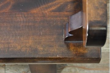 和製ビンテージ　激レア!　九州民芸家具　背もたれのデザインが目を惹くスピンドルベンチ(長椅子、木製ベンチ、板座チェア、3人掛け、三人掛け、ヴィンテージ)(R-074074)