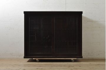 中古　美品　上質な和の空間を演出する水屋箪笥サイドボード(サイドキャビネット、収納棚、戸棚、食器棚)(R-074080)