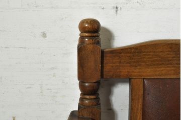 和製ビンテージ　しっかりした作りと凝ったデザインが魅力のチャイルドチェア(キッズチェア、アームチェア、ダイニングチェア、こども椅子、子どもイス、ヴィンテージ)(R-074085)