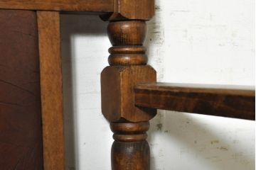 和製ビンテージ　しっかりした作りと凝ったデザインが魅力のチャイルドチェア(キッズチェア、アームチェア、ダイニングチェア、こども椅子、子どもイス、ヴィンテージ)(R-074085)