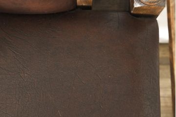 和製ビンテージ　しっかりした作りと凝ったデザインが魅力のチャイルドチェア(キッズチェア、アームチェア、ダイニングチェア、こども椅子、子どもイス、ヴィンテージ)(R-074085)