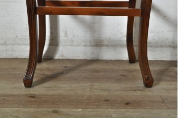 中古　美品　イギリス製　ビーチ材　品のある佇まいが魅力的な猫脚ハイスツール(ハイチェア、カウンターチェア、カウンタースツール、椅子、イス、英国)(R-074086)