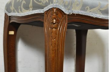 中古　美品　イギリス製　ビーチ材　品のある佇まいが魅力的な猫脚ハイスツール(ハイチェア、カウンターチェア、カウンタースツール、椅子、イス、英国)(R-074086)