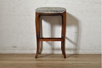 中古　美品　イギリス製　ビーチ材　品のある佇まいが魅力的な猫脚ハイスツール(ハイチェア、カウンターチェア、カウンタースツール、椅子、イス、英国)(R-074086)
