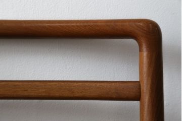 和製ビンテージ　青林製作所　チーク材　合皮　スタイリッシュな佇まいが魅力的なダイニングチェア4脚セット(椅子、イス、ヴィンテージ、バラ売り可能)(R-074093)
