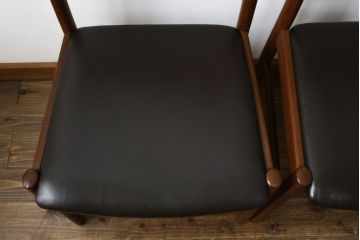 和製ビンテージ　青林製作所　チーク材　合皮　スタイリッシュな佇まいが魅力的なダイニングチェア4脚セット(椅子、イス、ヴィンテージ、バラ売り可能)(R-074093)