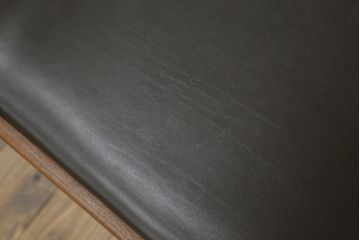 和製ビンテージ　青林製作所　チーク材　合皮　スタイリッシュな佇まいが魅力的なダイニングチェア4脚セット(椅子、イス、ヴィンテージ、バラ売り可能)(R-074093)
