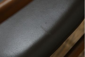 和製ビンテージ　青林製作所　チーク材　合皮　スタイリッシュな佇まいが魅力的なダイニングチェア4脚セット(椅子、イス、ヴィンテージ、バラ売り可能)(R-074093)