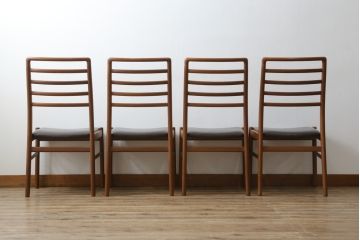 和製ビンテージ　青林製作所　チーク材　合皮　スタイリッシュな佇まいが魅力的なダイニングチェア4脚セット(椅子、イス、ヴィンテージ、バラ売り可能)(R-074093)
