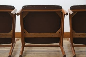 和製ビンテージ　青林製作所　チーク材　合皮　スタイリッシュな佇まいが魅力的なダイニングチェア4脚セット(椅子、イス、ヴィンテージ、バラ売り可能)(R-074093)