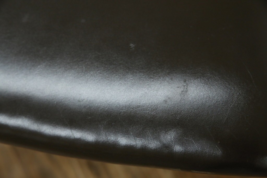 和製ヴィンテージ　青林製作所　チーク材　合皮　スタイリッシュな佇まいが魅力的なダイニングチェア2脚セット　(R-074094)