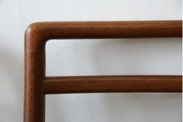 和製ヴィンテージ　青林製作所　チーク材　合皮　スタイリッシュな佇まいが魅力的なダイニングチェア2脚セット　(R-074094)