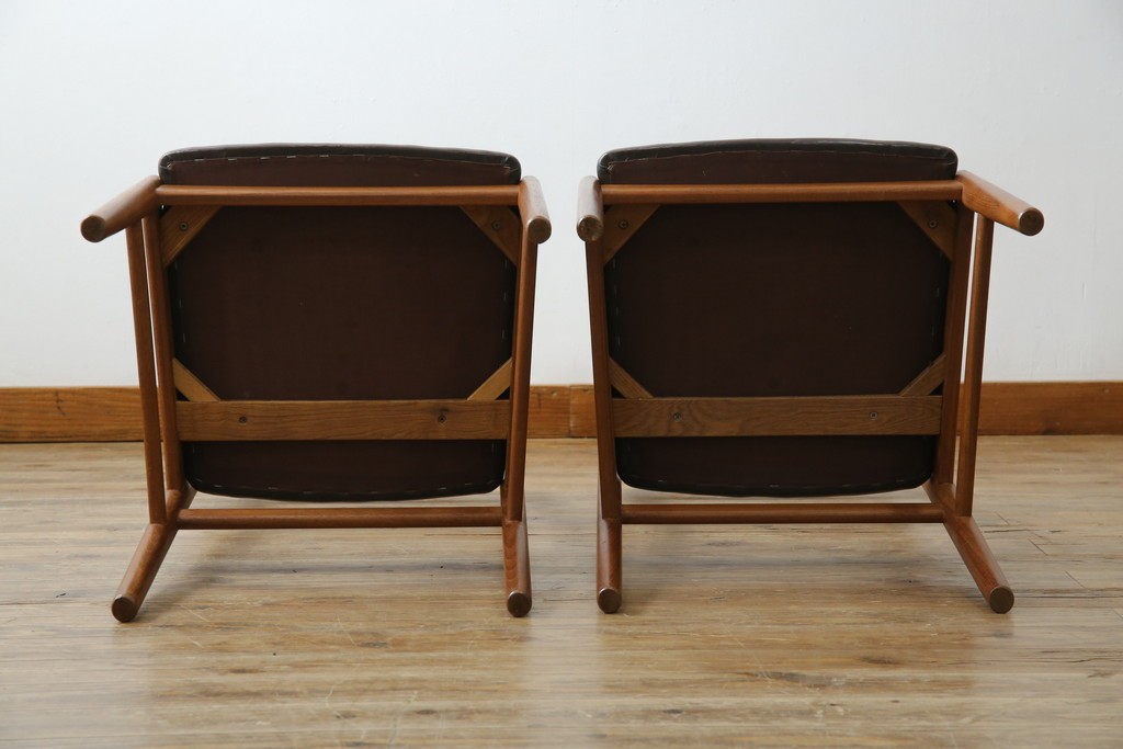 和製ヴィンテージ　青林製作所　チーク材　合皮　スタイリッシュな佇まいが魅力的なダイニングチェア2脚セット　(R-074094)