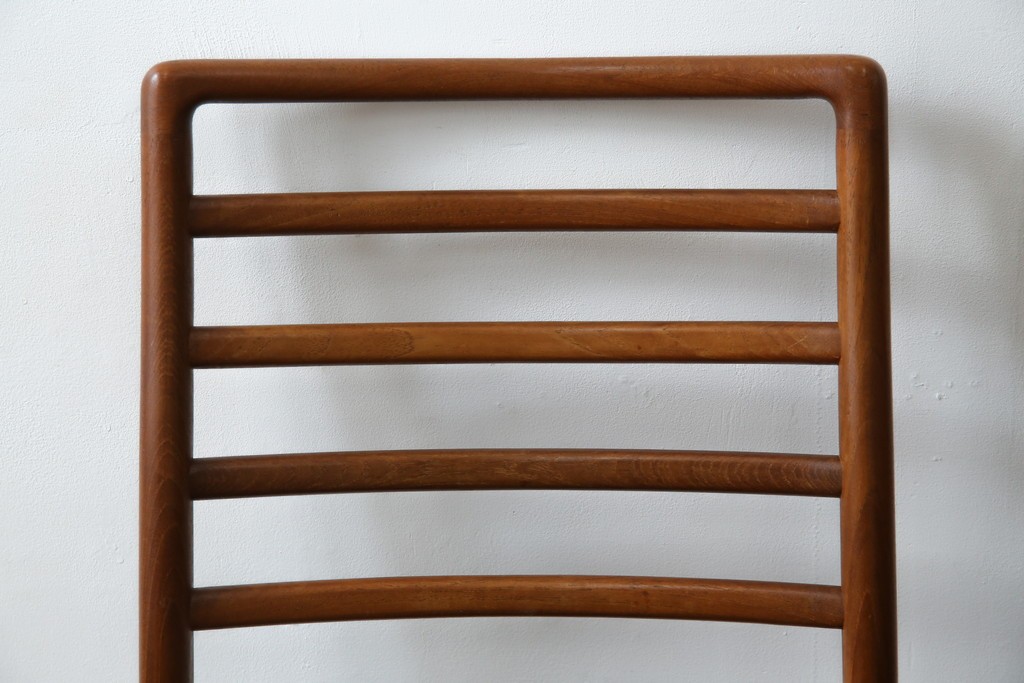 和製ヴィンテージ　青林製作所　チーク材　合皮　スタイリッシュな佇まいが魅力的なダイニングチェア2脚セット　(R-074094)