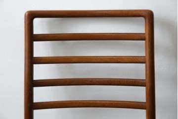 和製ヴィンテージ　青林製作所　チーク材　合皮　スタイリッシュな佇まいが魅力的なダイニングチェア2脚セット　(R-074094)