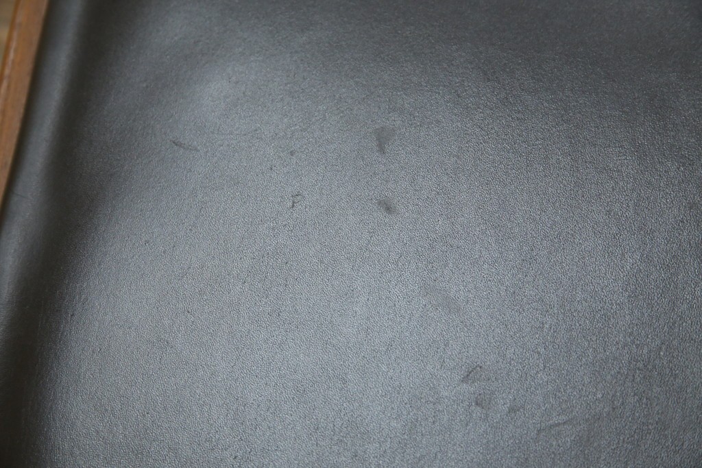 和製ヴィンテージ　青林製作所　チーク材　合皮　スタイリッシュな佇まいが魅力的なダイニングチェア2脚セット　(R-074094)