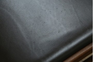 和製ヴィンテージ　青林製作所　チーク材　合皮　スタイリッシュな佇まいが魅力的なダイニングチェア2脚セット　(R-074094)