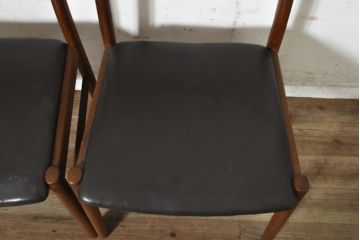 和製ビンテージ　青林製作所　チーク材　合皮　スタイリッシュな佇まいが魅力的なダイニングチェア2脚セット(椅子、イス、ヴィンテージ)(R-074094)