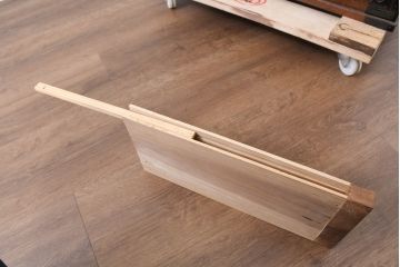 和製アンティーク　上手物!!　三方欅(ケヤキ)材　前面玉杢無垢材　時代の流れを感じる風合いが魅力的な東北小箪笥(小タンス、和たんす、衣装タンス、収納箪笥、整理箪笥、時代箪笥、チェスト、引き出し)(R-074097)