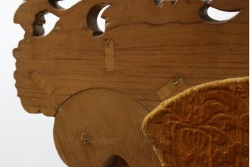 アジアンビンテージ　彫刻入り　オリエンタルな雰囲気と華やかさが目を惹く1Pソファ(アームソファ、1人掛け、一人掛け、ヴィンテージ)(R-074099)