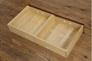 中古 美品 秋田川連漆器 栓材 漆塗り キャスター付きが便利な八角テーブル 定価約80万円相当 (R-074101)