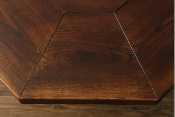 中古 美品 秋田川連漆器 栓材 漆塗り キャスター付きが便利な八角テーブル 定価約80万円相当 (R-074101)