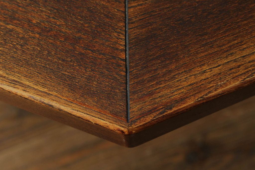 中古 美品 秋田川連漆器 栓材 漆塗り キャスター付きが便利な八角テーブル 定価約80万円相当 (R-074101)