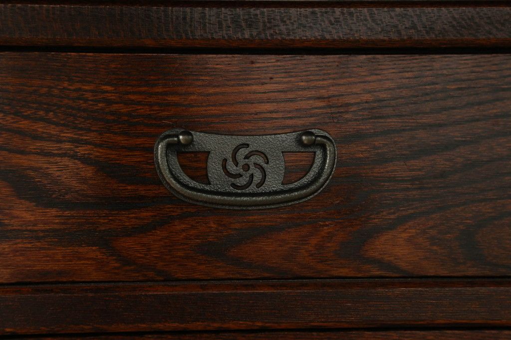 中古 美品 秋田川連漆器 栓材 漆塗り キャスター付きが便利な八角テーブル 定価約80万円相当 (R-074101)