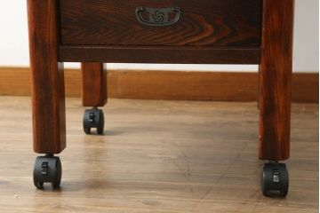 中古 美品 秋田川連漆器 栓材 漆塗り キャスター付きが便利な八角テーブル 定価約80万円相当 (R-074101)