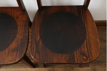 中古　美品　秋田川連漆器　栓材　漆塗り　座面のデザインが目を惹くチェア2脚セット(ダイニングチェア、板座チェア、椅子、イス)(定価2脚で推定約25万円)(R-074102)
